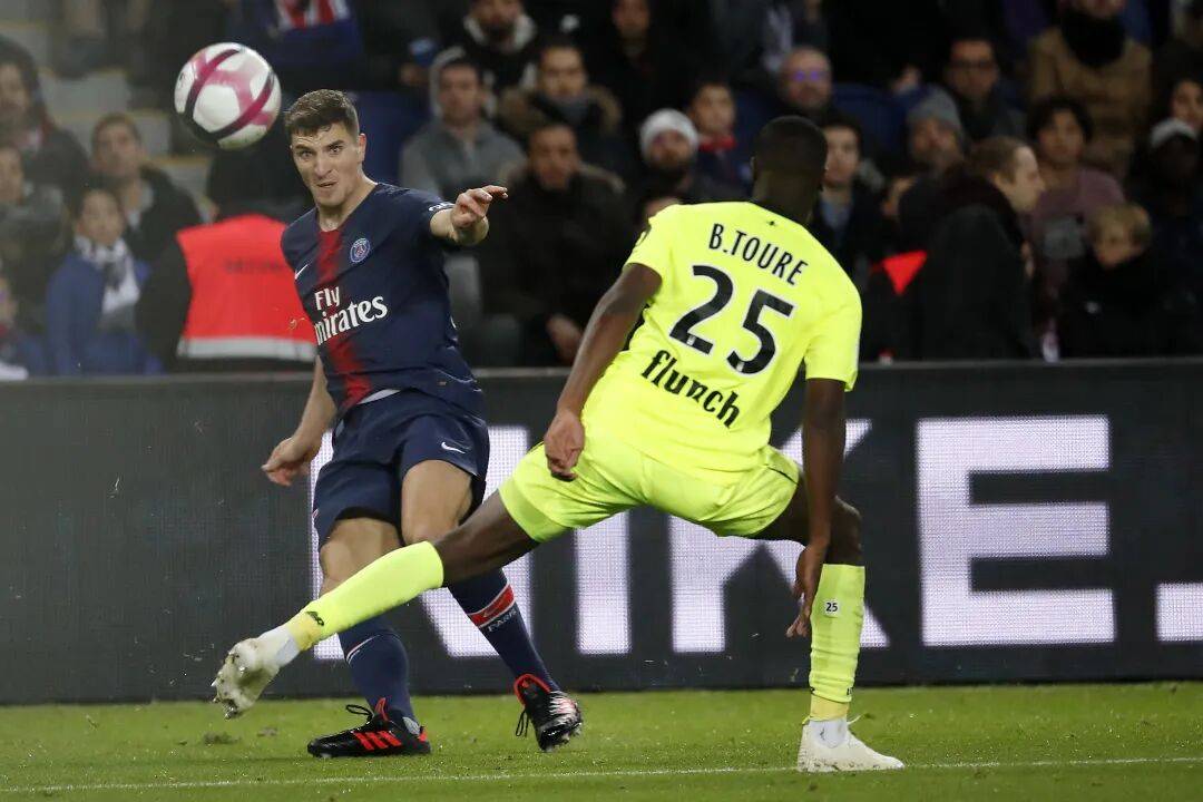 法甲：巴黎圣日耳曼VS里尔